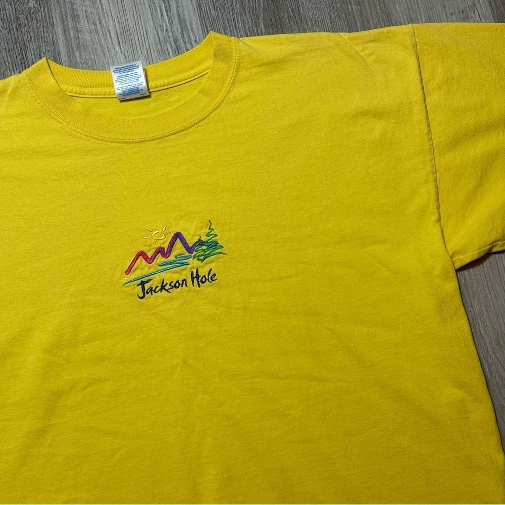 Vintage Jackson Hole Wyoming embroidered yellow tourist t shirt in men’s XL